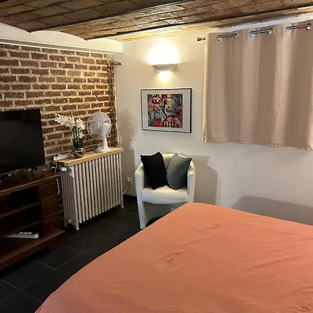 Apartment 29 M2 Proche La Defense Et Arena