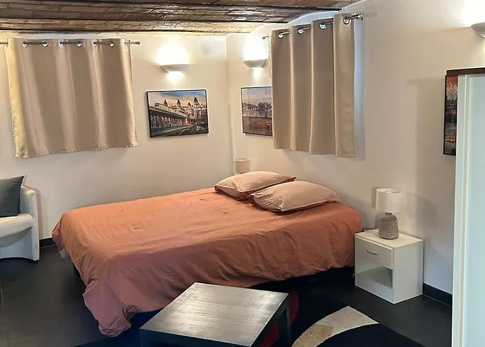 Apartment 29 M2 Proche La Defense Et Arena *